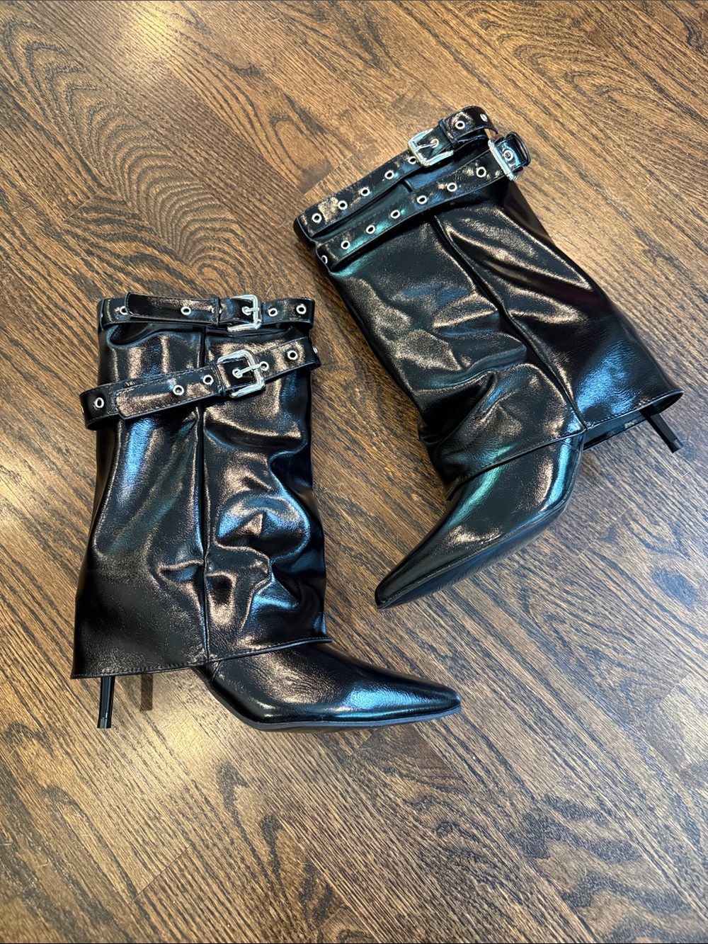 Women's Black Faux Leather Buckle Mid-Calf Boots black size 8 sexy